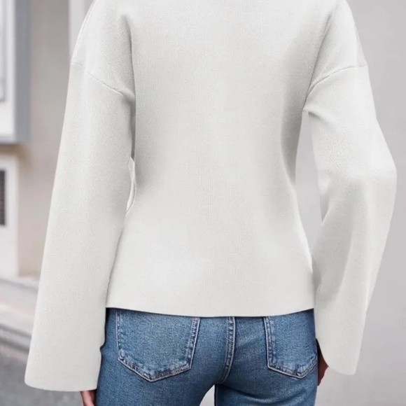 Knit Sweater Blazer V-Neck Long Bell Sleeve - Picture 2 of 5